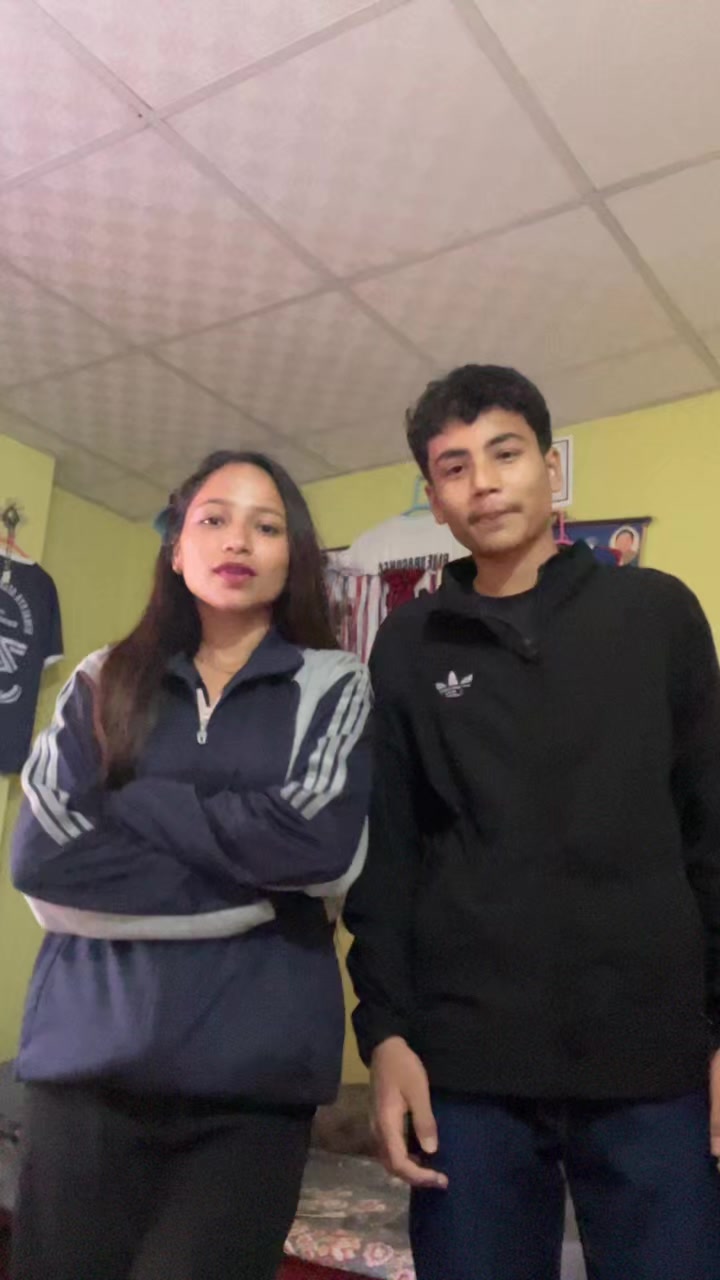 @NaNu🧿🖤