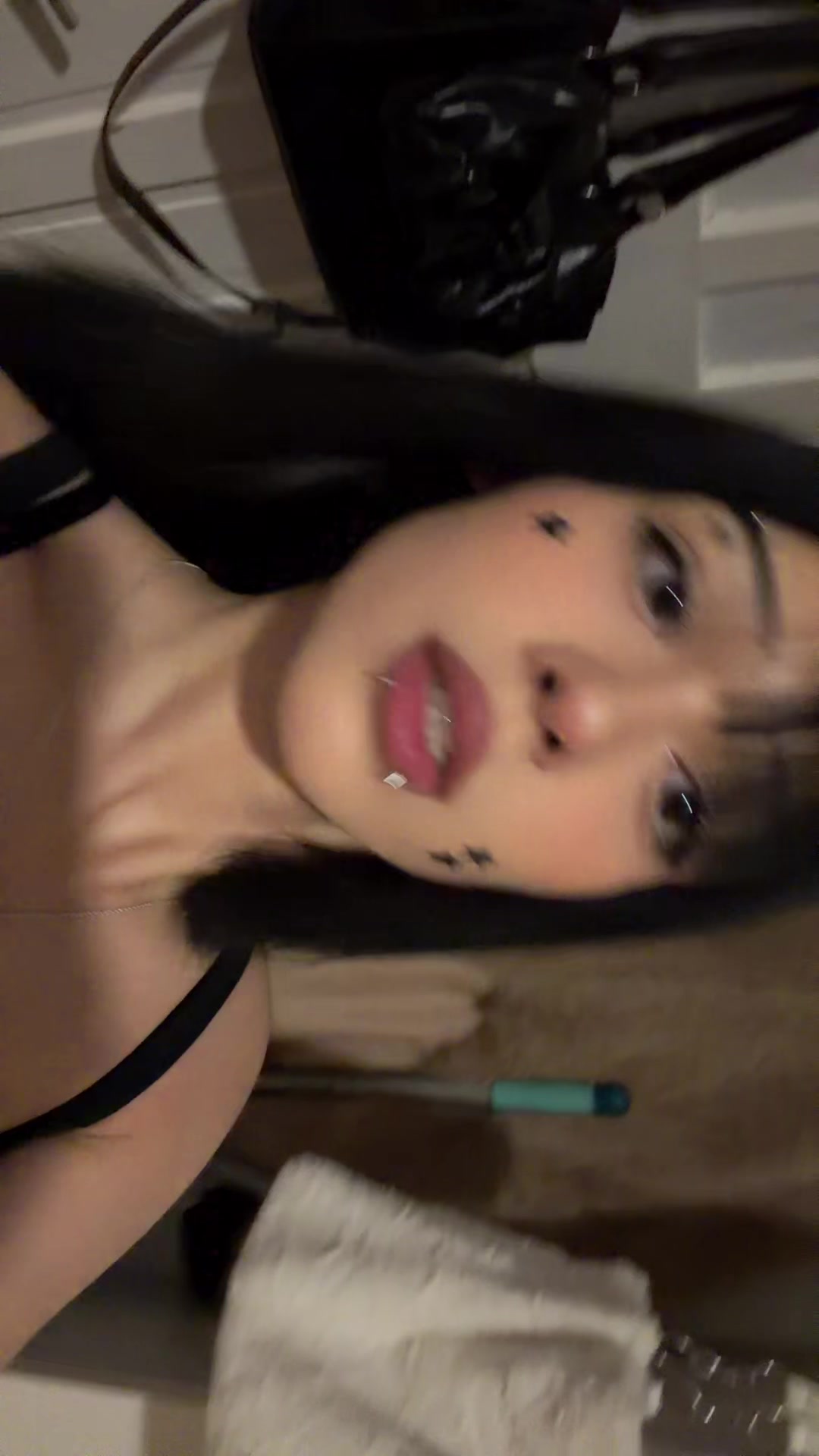 @idk_who_i_am_too