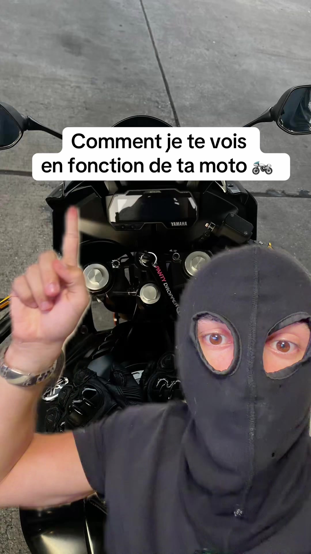 @AKIRO