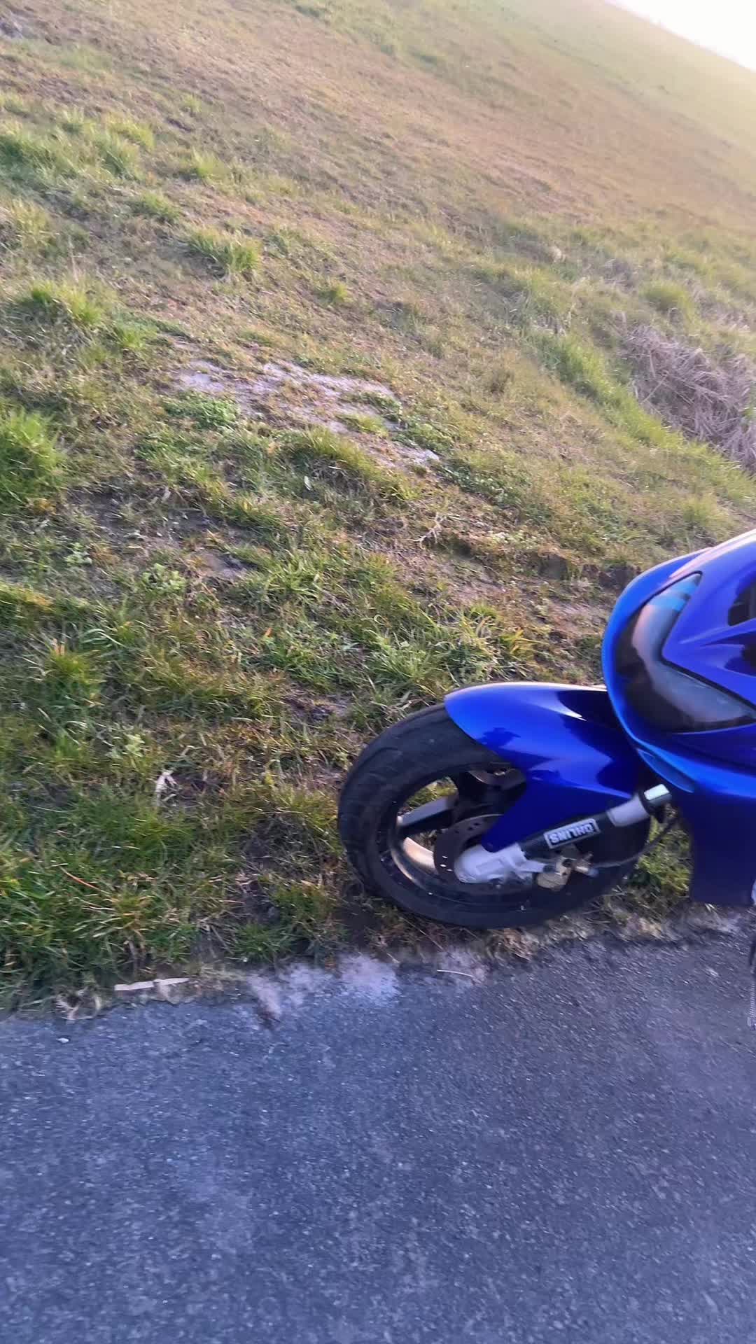 @2 Stroke.Topsi