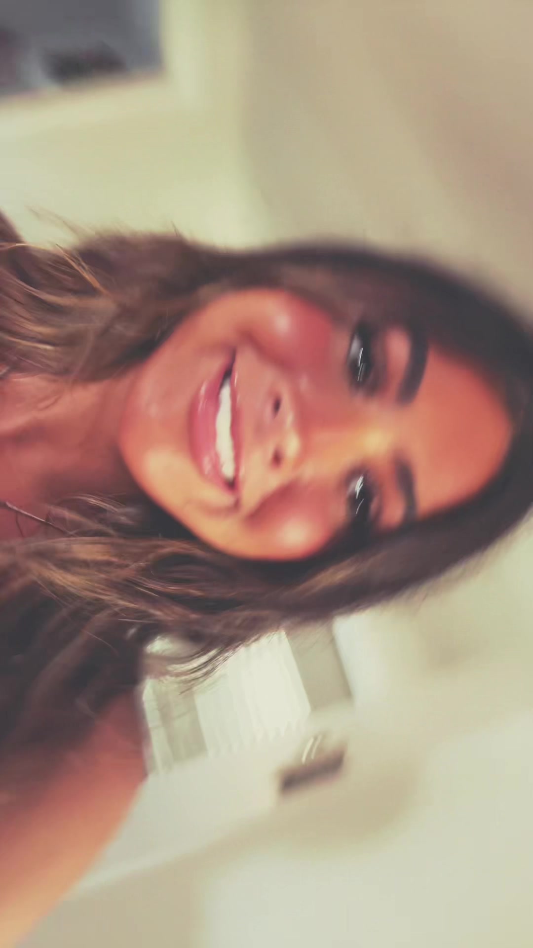 @notmiavhehe