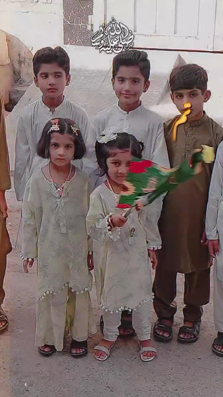 @Zairah08