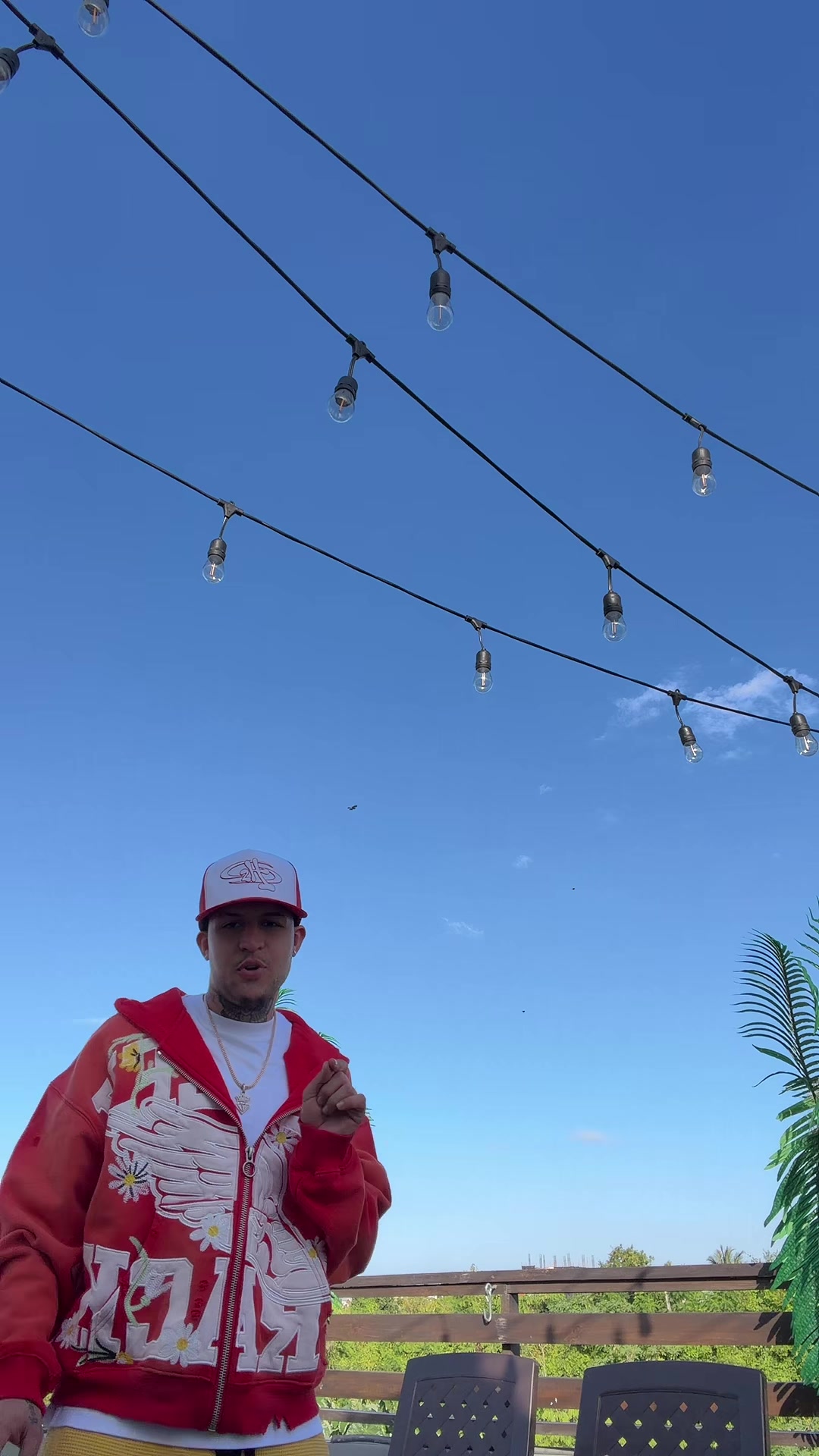 @JeyOne