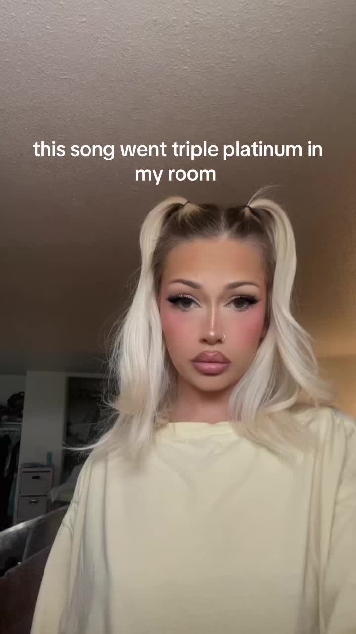 @jessika🧿
