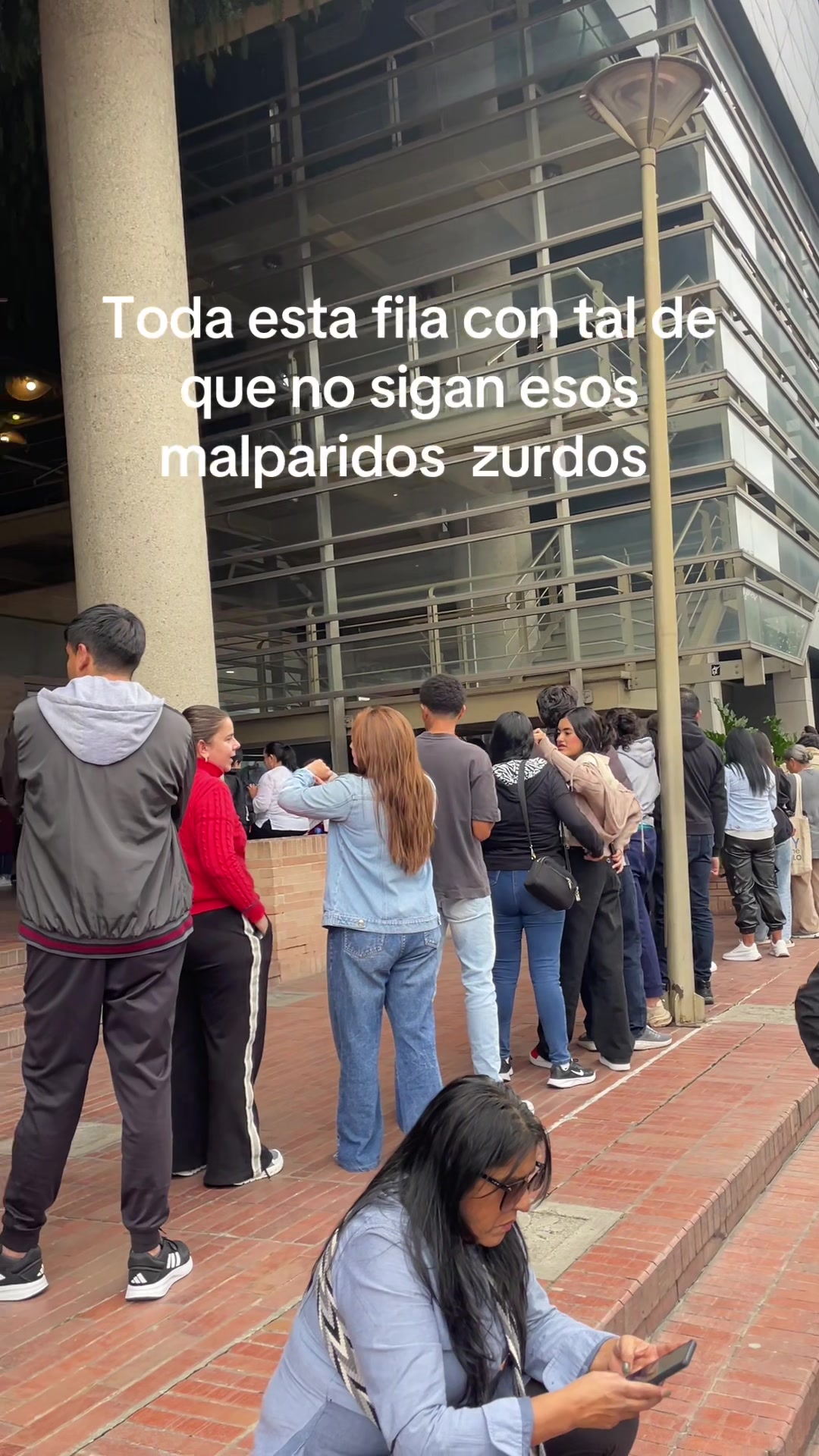 @Andresito