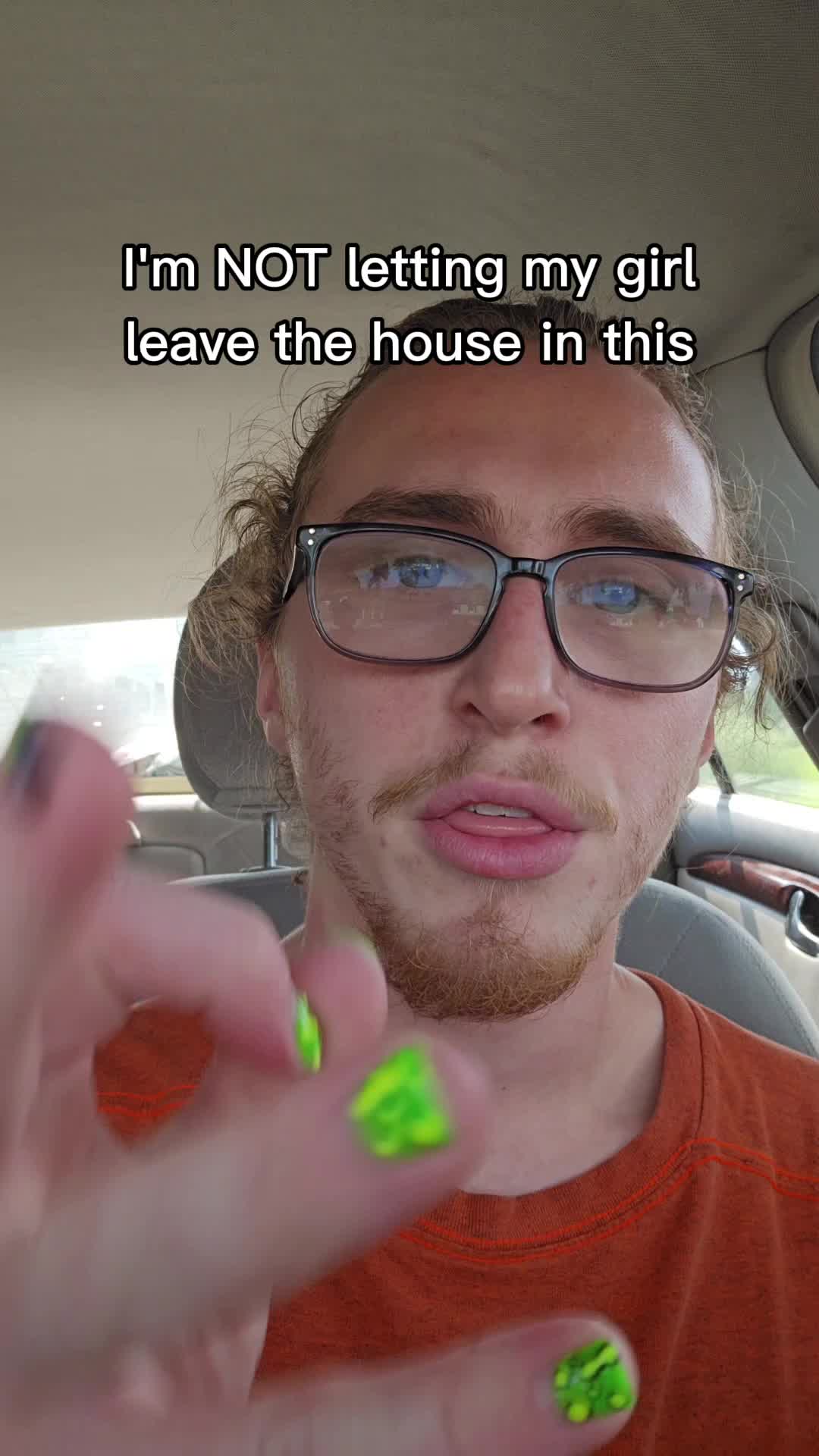 @GoldieGl0cks