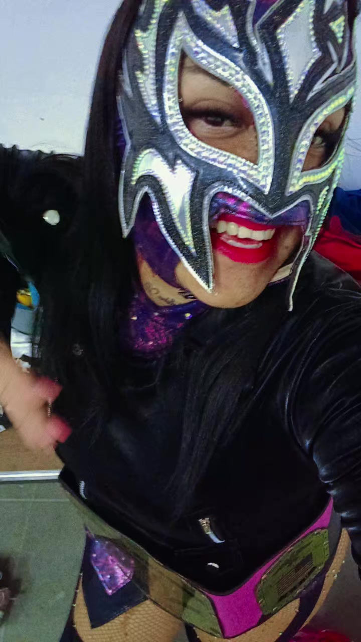 @sexy Violeta