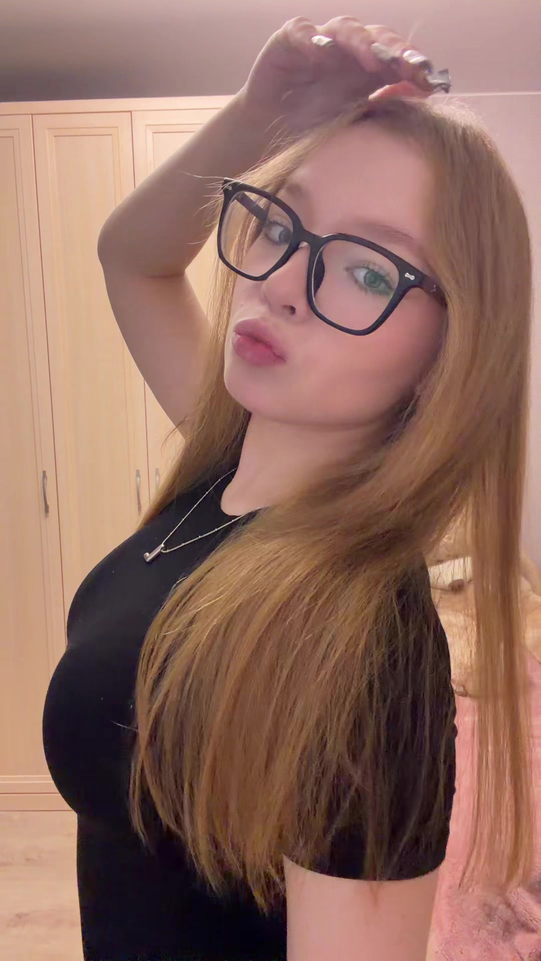 @лиза прв