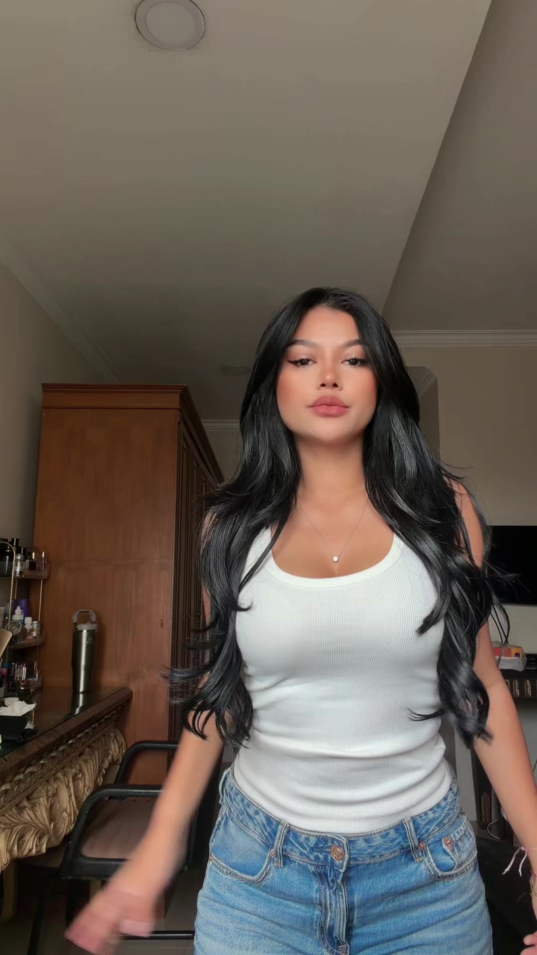 @Kikinii