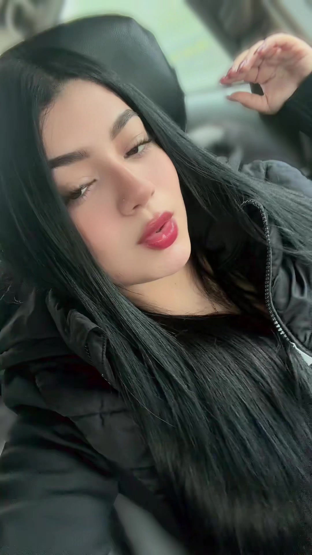 @Valentina