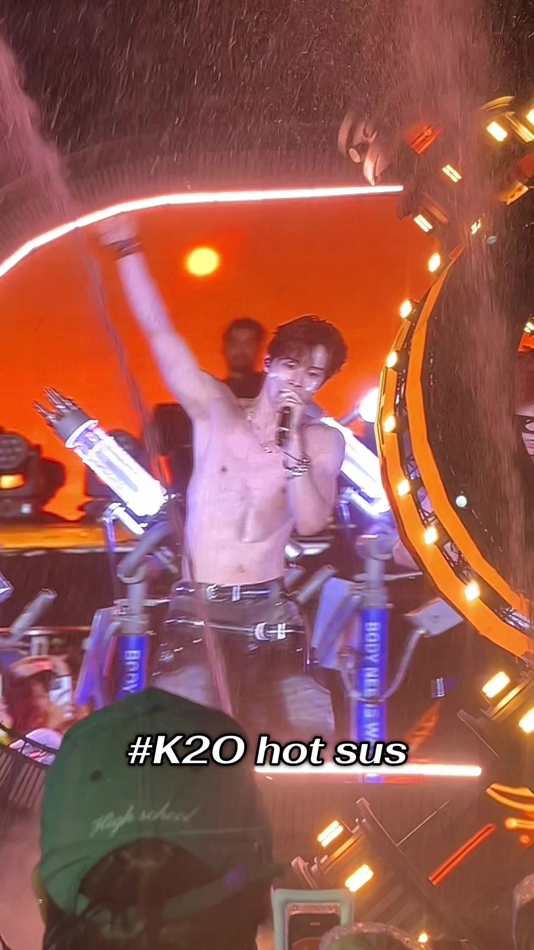 @แอนนี่มีแมวสามตัว