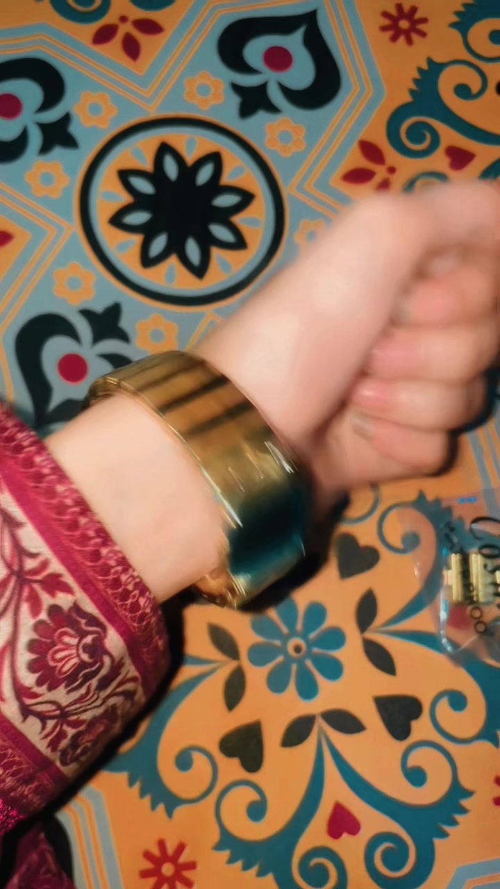 @𝓑𝓸𝓶𝓫𝓪𝔁𝓽𝓲𝓬 𝓱𝓲𝓫𝓾