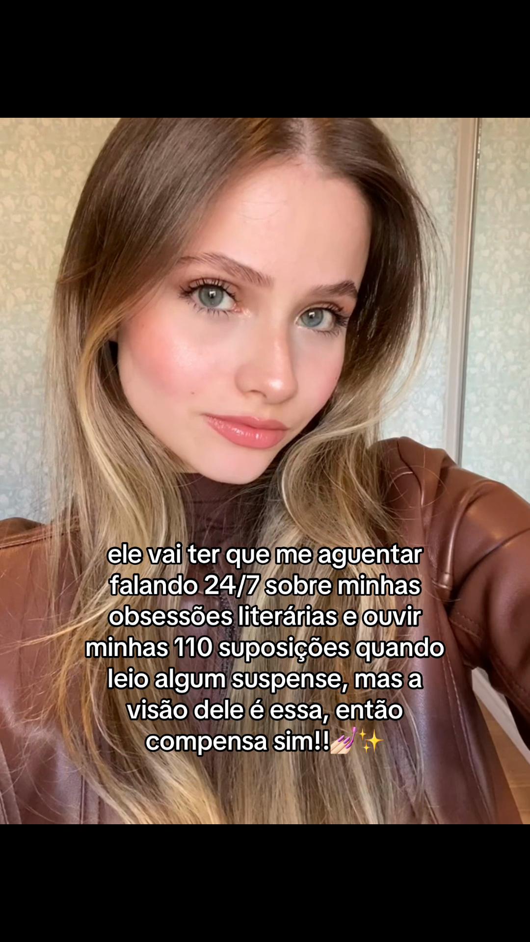 @Julinha 📖
