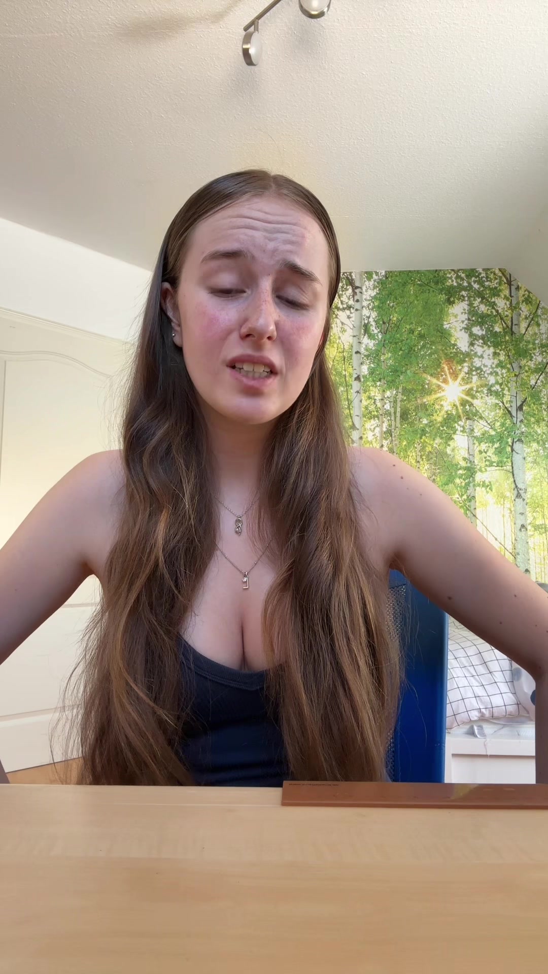 @Lara