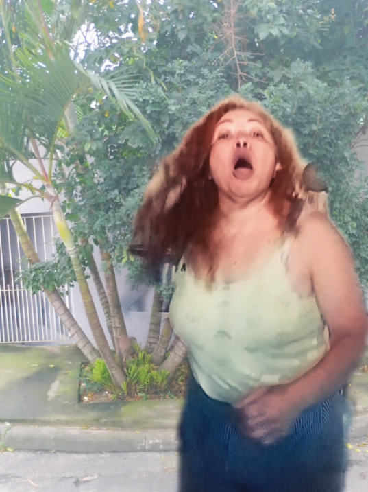 @Baiana loira