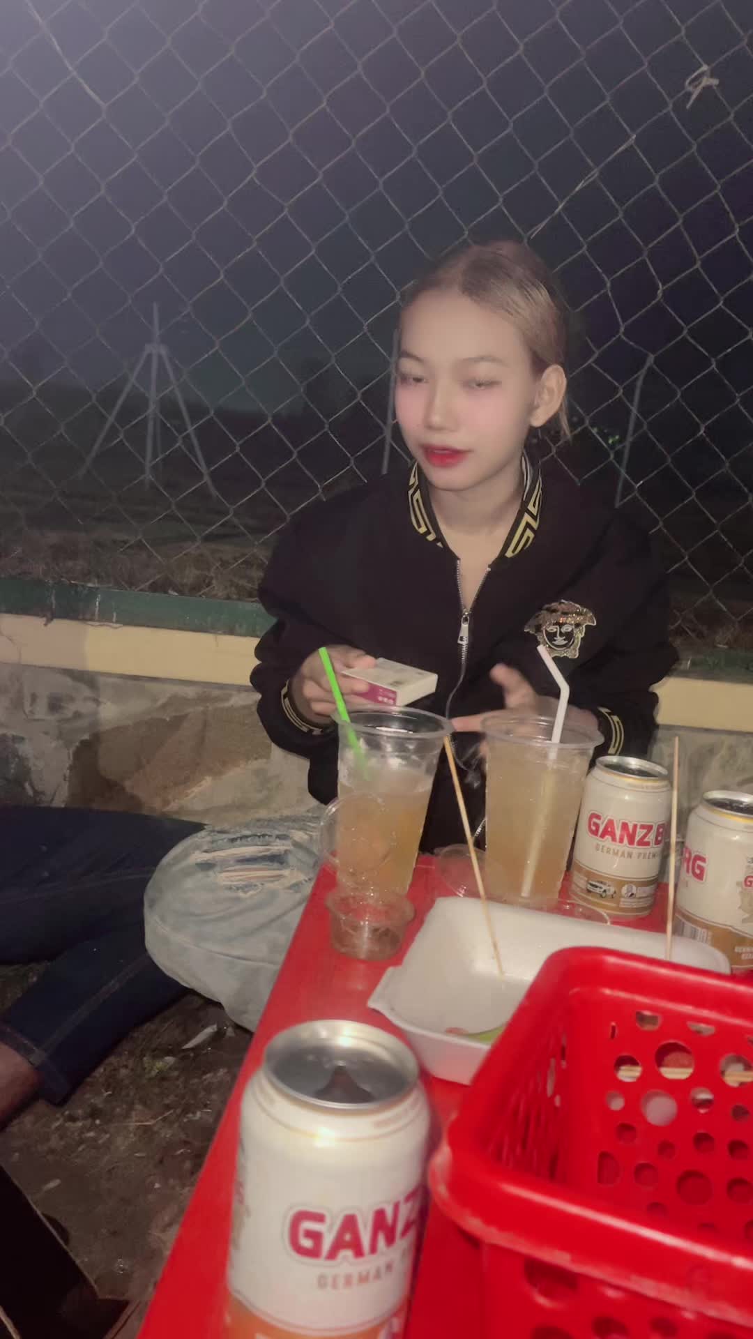 @P…๐ฆฆ๐