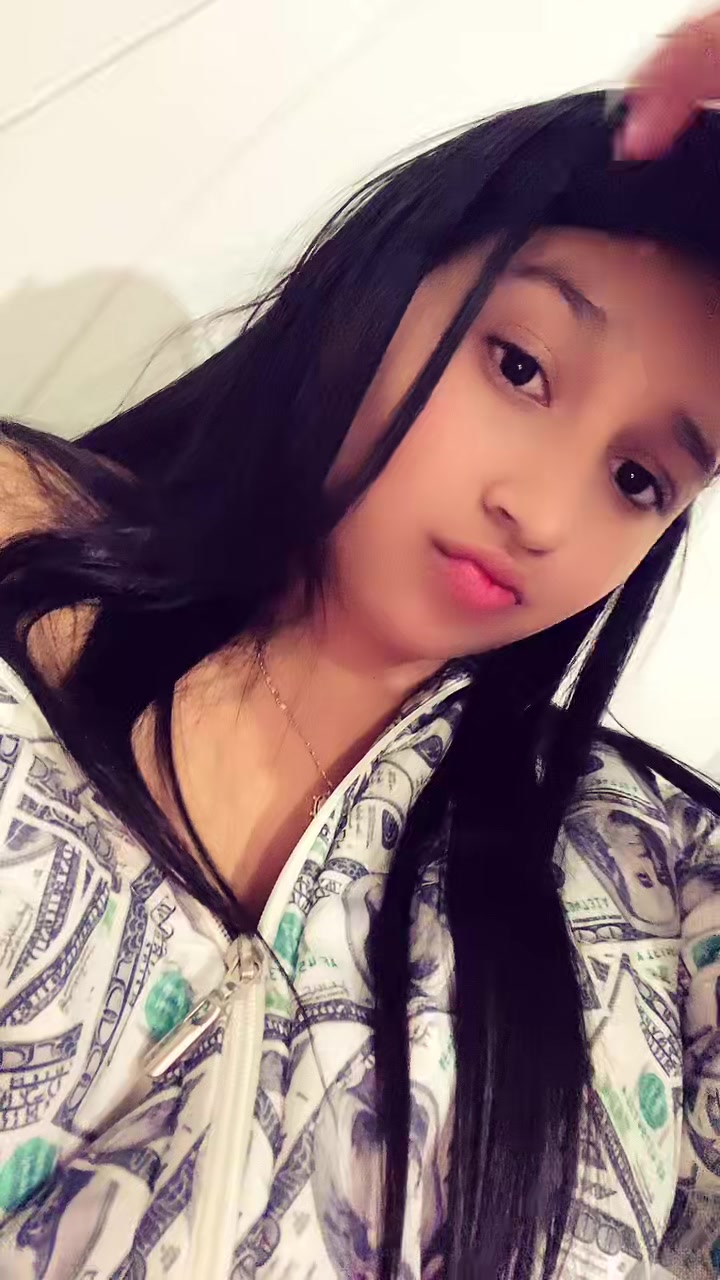 @Valeska๐