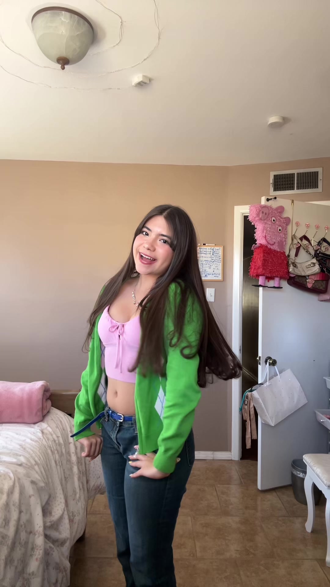 @Elizaza