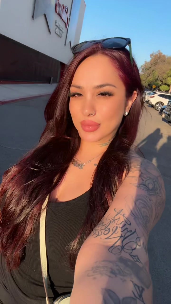 @Love_lashes559