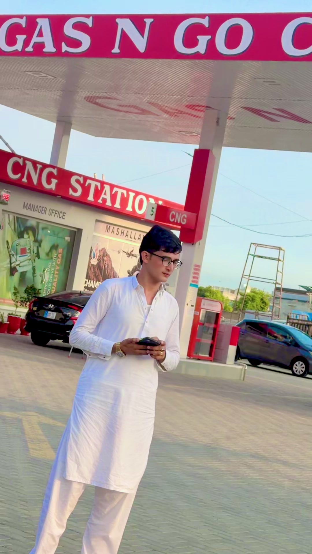 @Ꮴιckყ🇧🇭