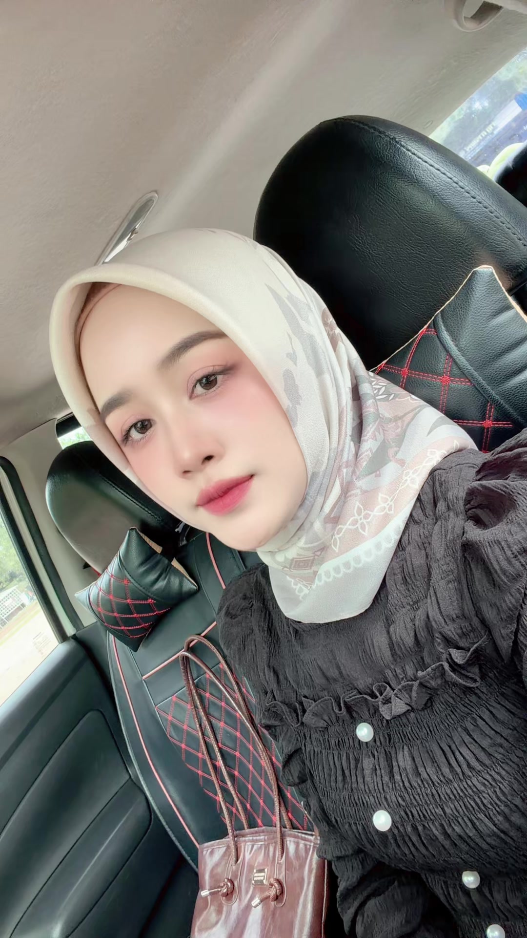 @𝐍𝐨𝐨𝐧𝐚𝐡 🌷(30k)🌷
