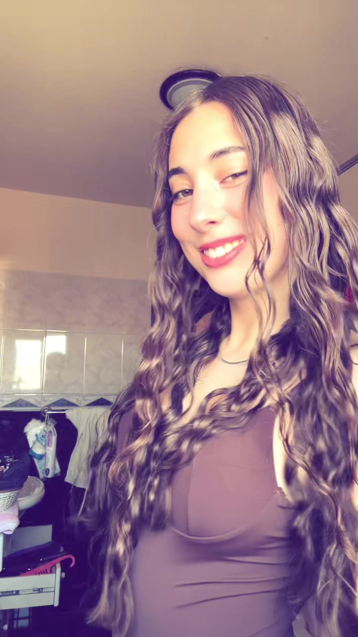 @Carol🧸
