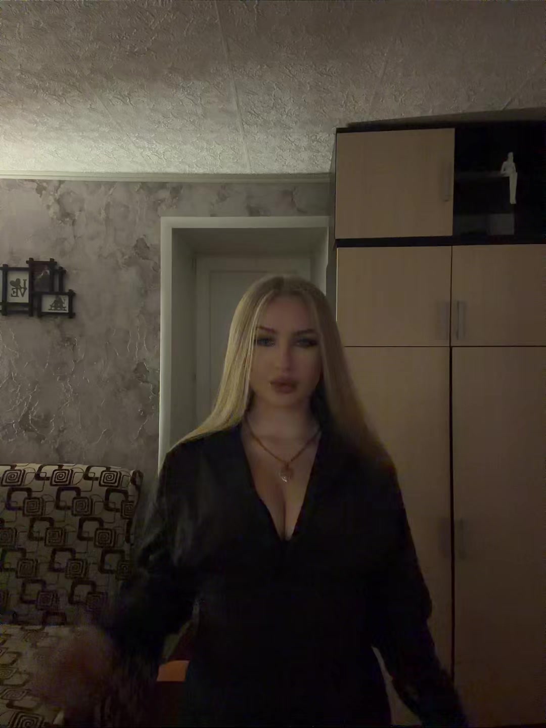 @Дарина