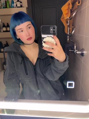 @Molli🫂