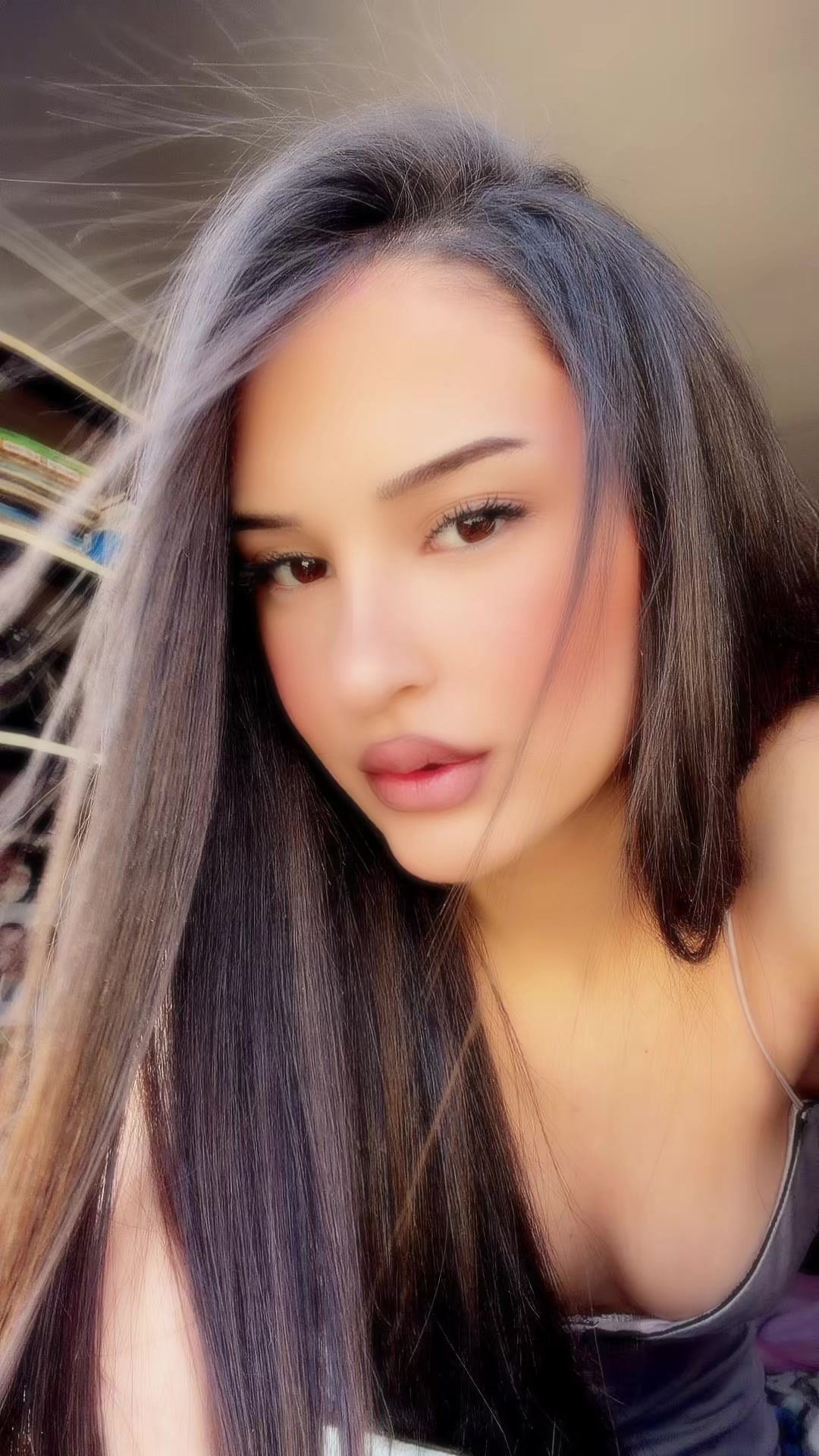 @xholinn