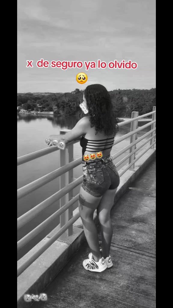 @La toxica 👩🏽&zwj;🦱