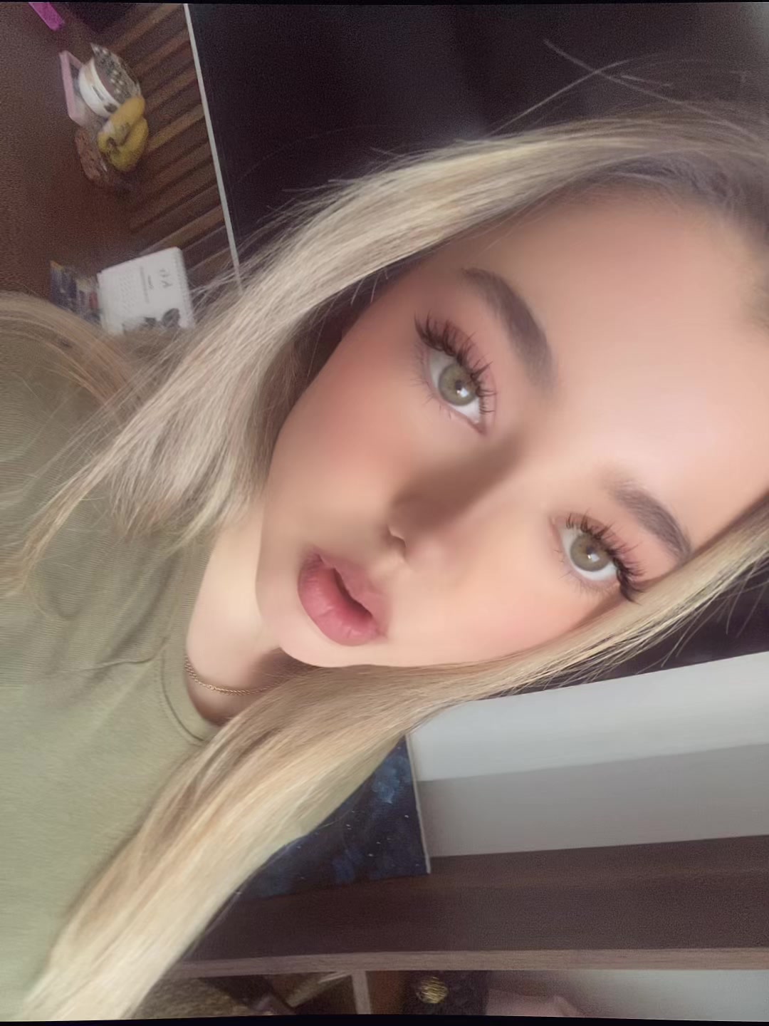 @E🐆