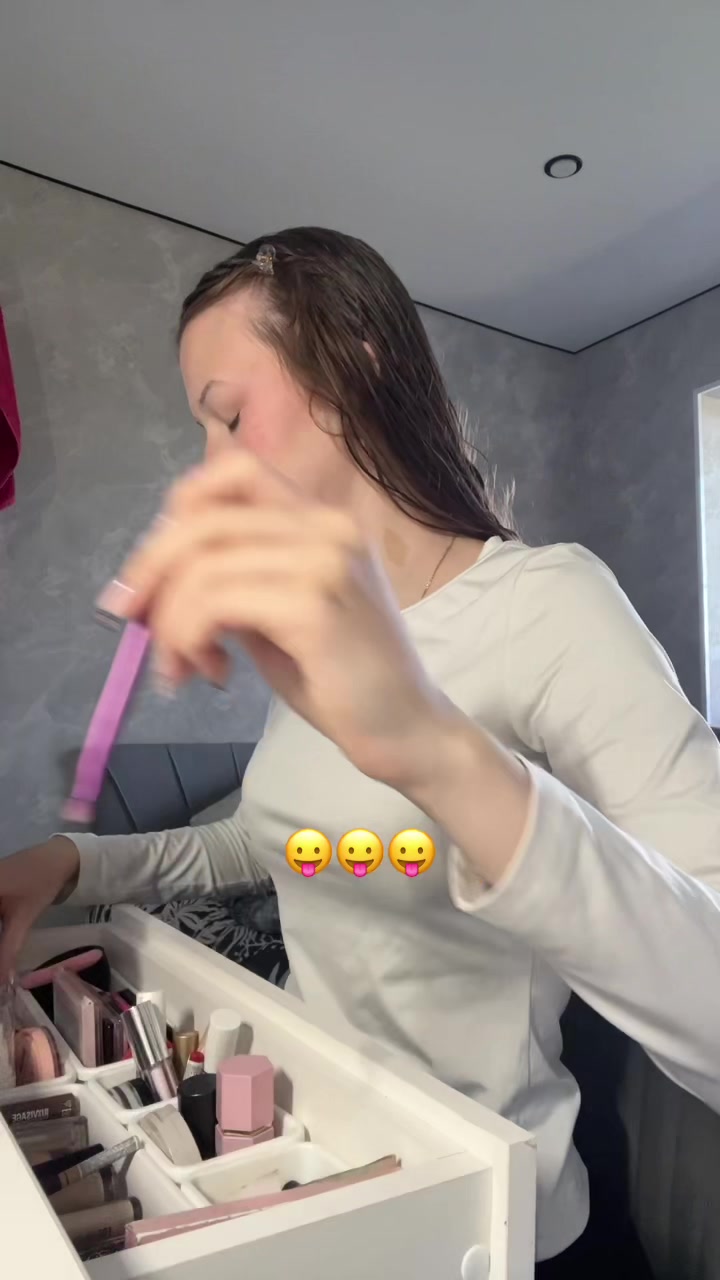 @karihskinss