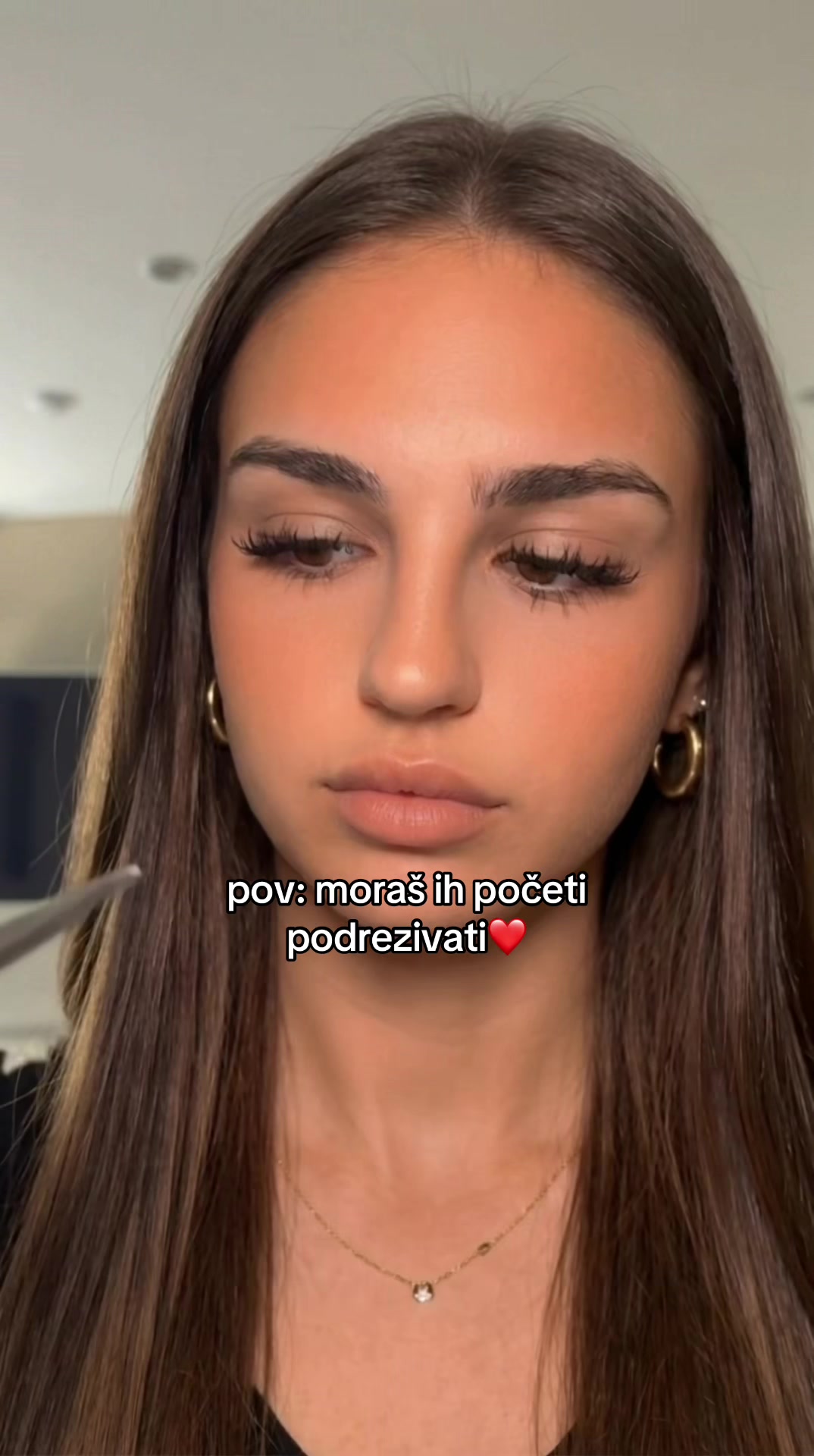 @VELLA