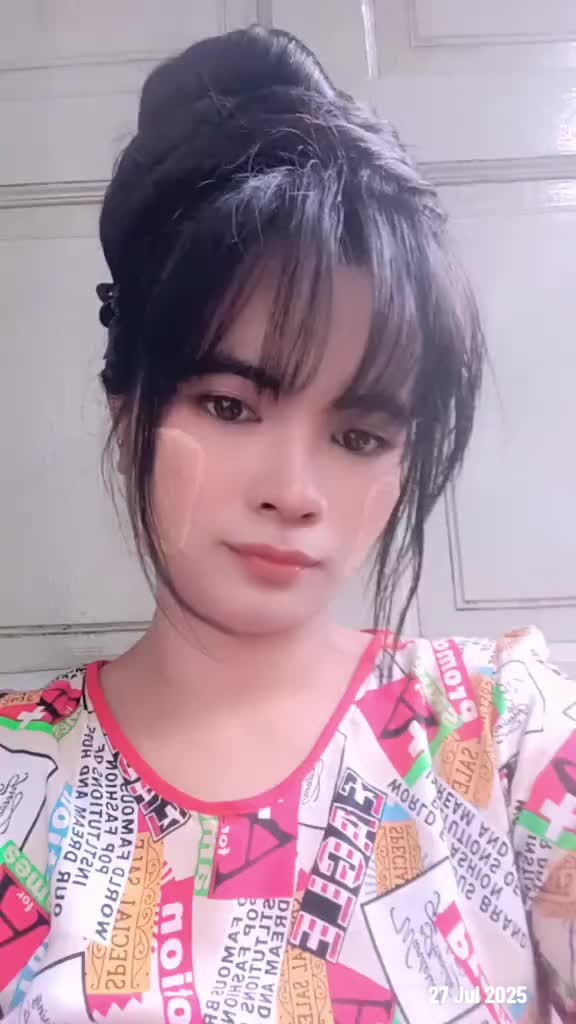 @Yamin Shwe Sin(Rapunzel)