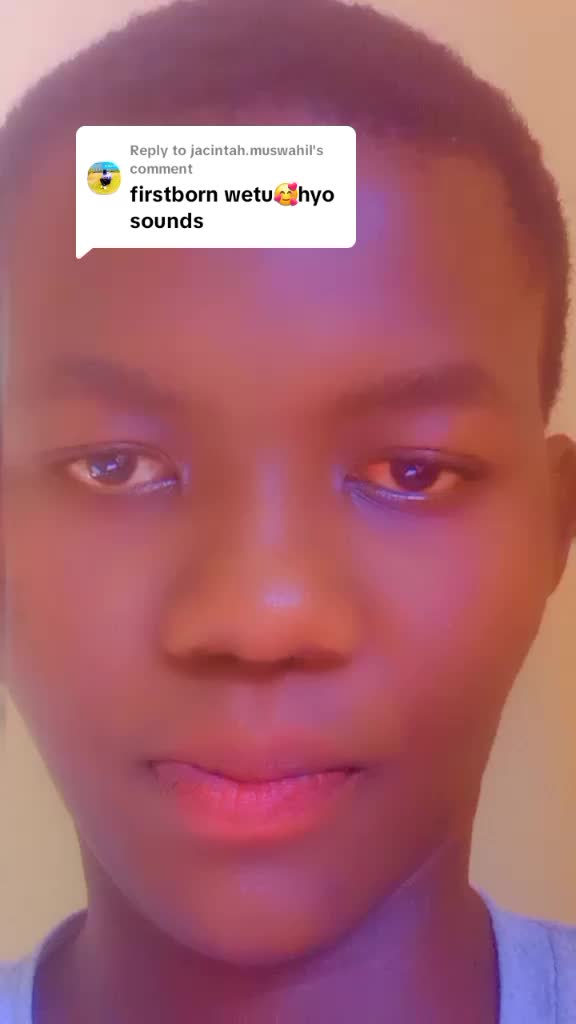 @Esther🇰🇪 🦋 🦋