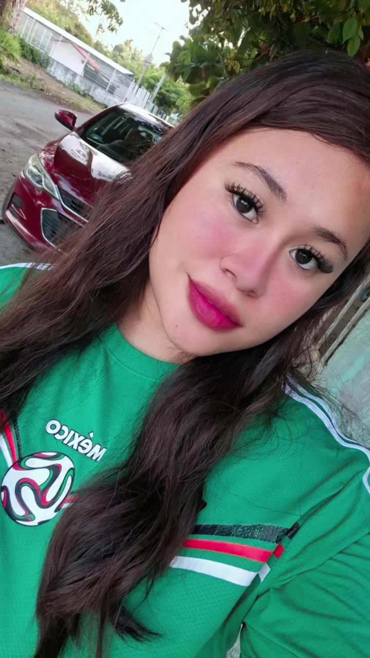 @Angie Maga&ntilde;a