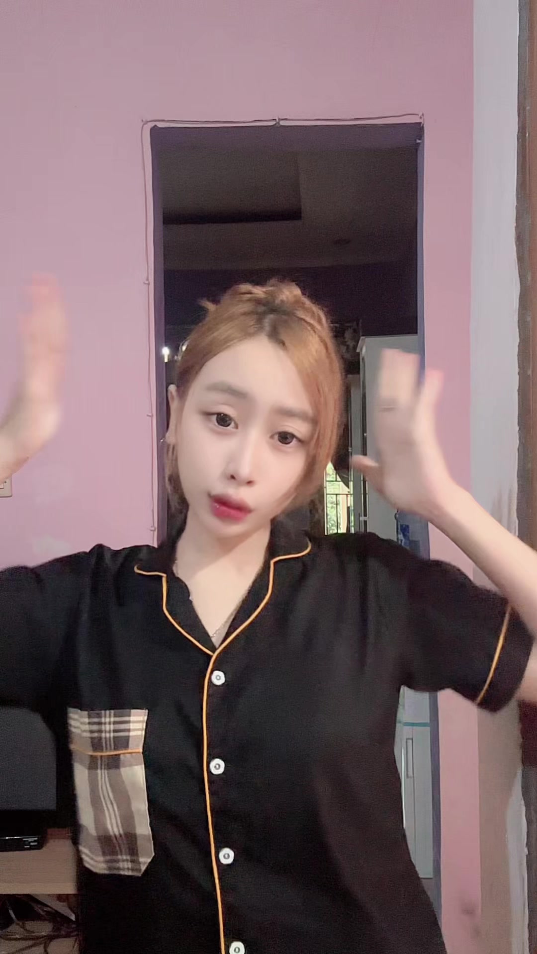 @Ayu