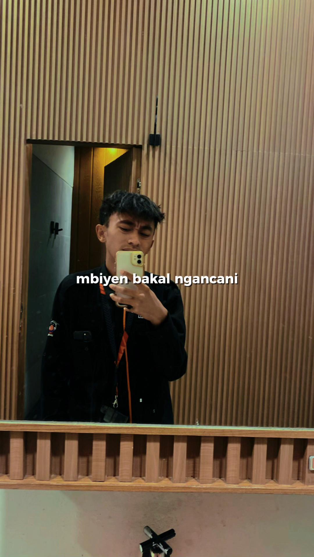 @OM THOMY
