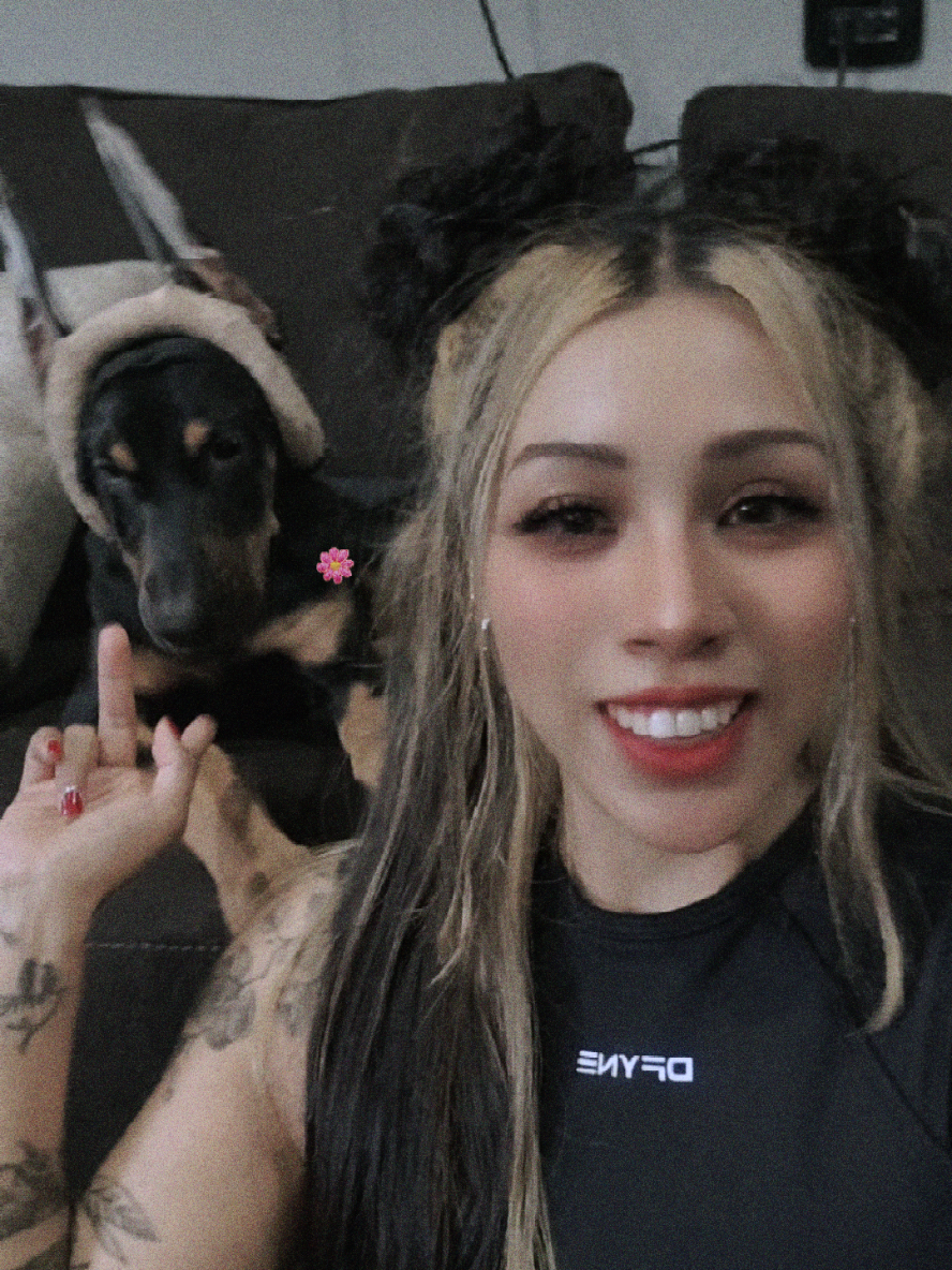 @Kary López🖤