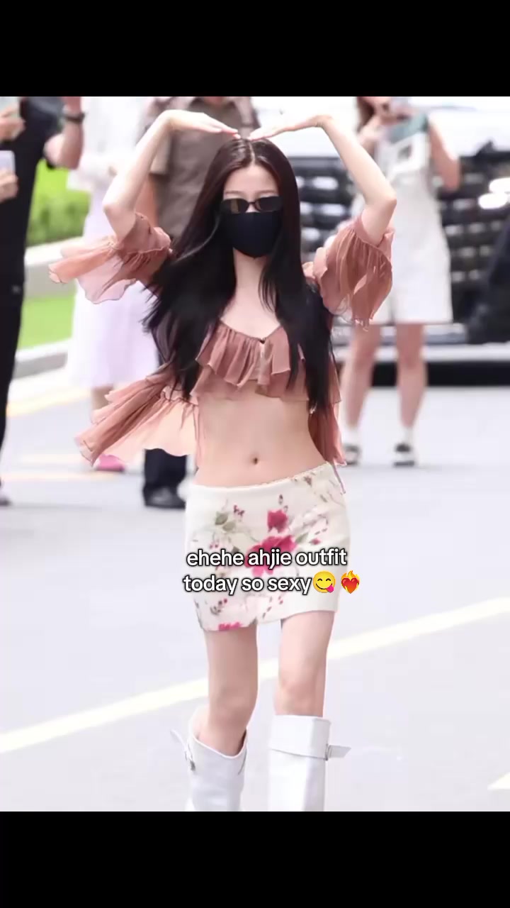 @Xiaoshiliu-๐ซ๐ถ๐ป๐
๐ถ๐ป๐โ