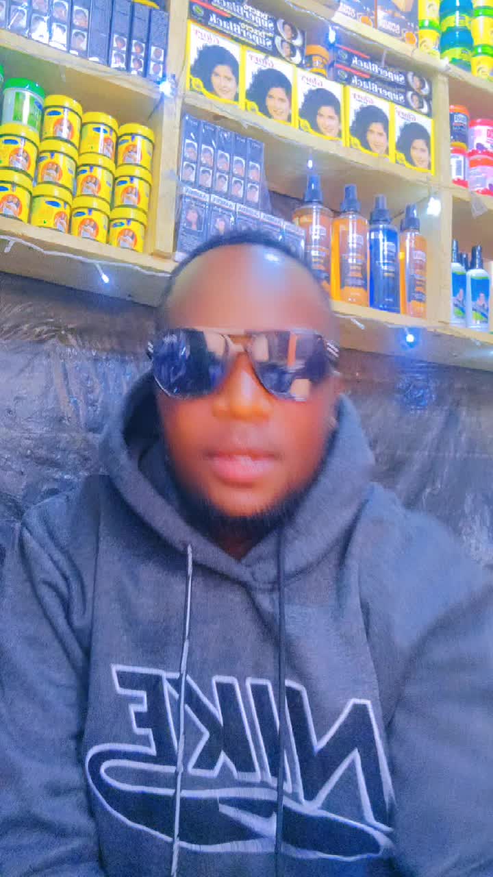 @MAN B