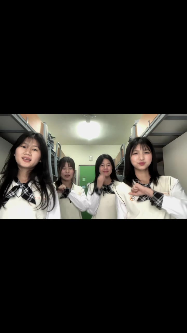 @何利芳