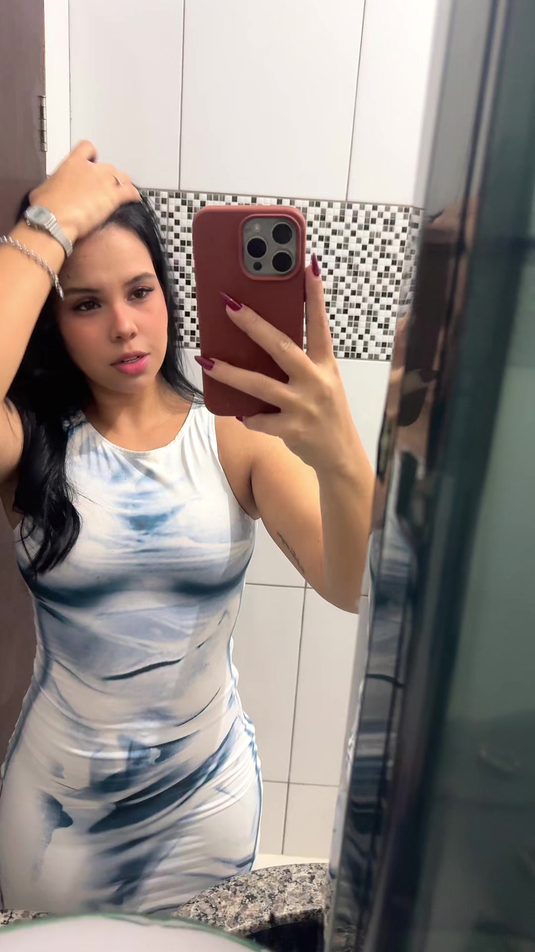@Anna_Oliver