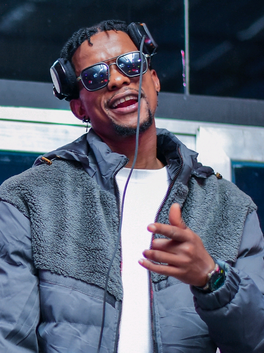 @Dj Chris Stylus Official