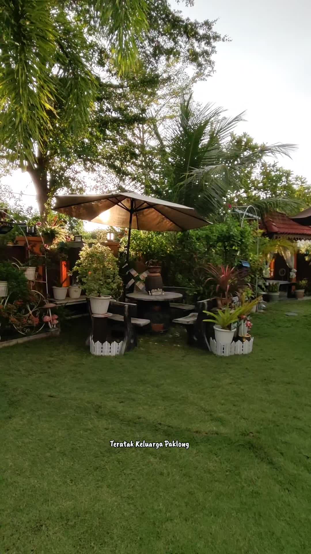 @Teratak Keluarga Paklong