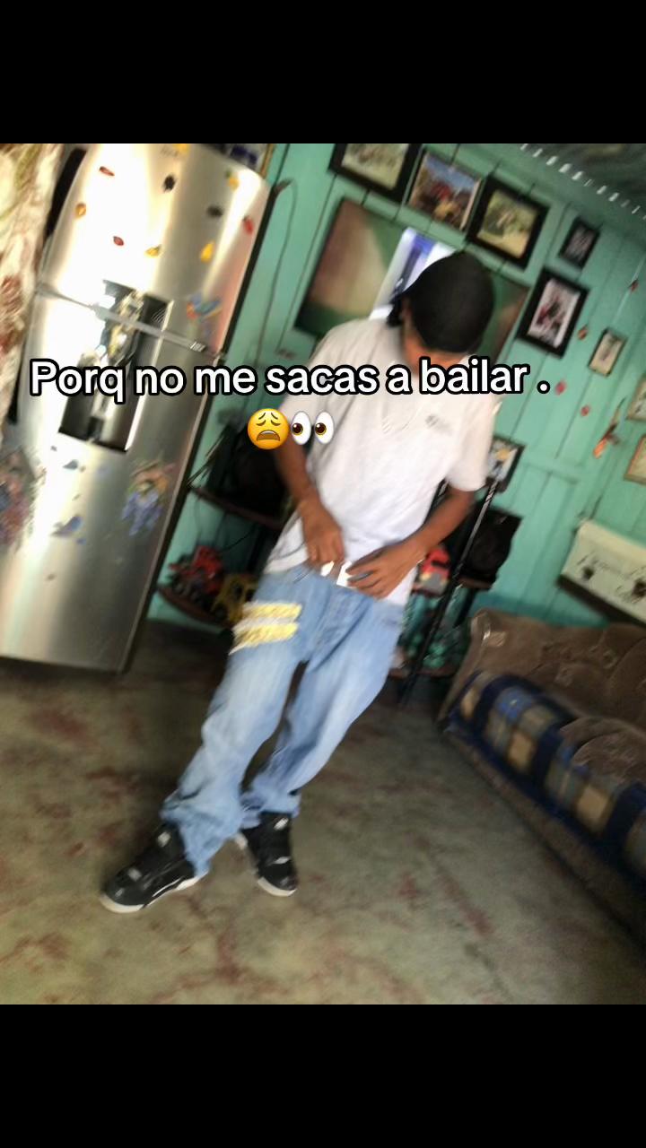@𝔄𝔫𝔡𝔢𝔯𝔰𝔬𝔫 13 🍁😈