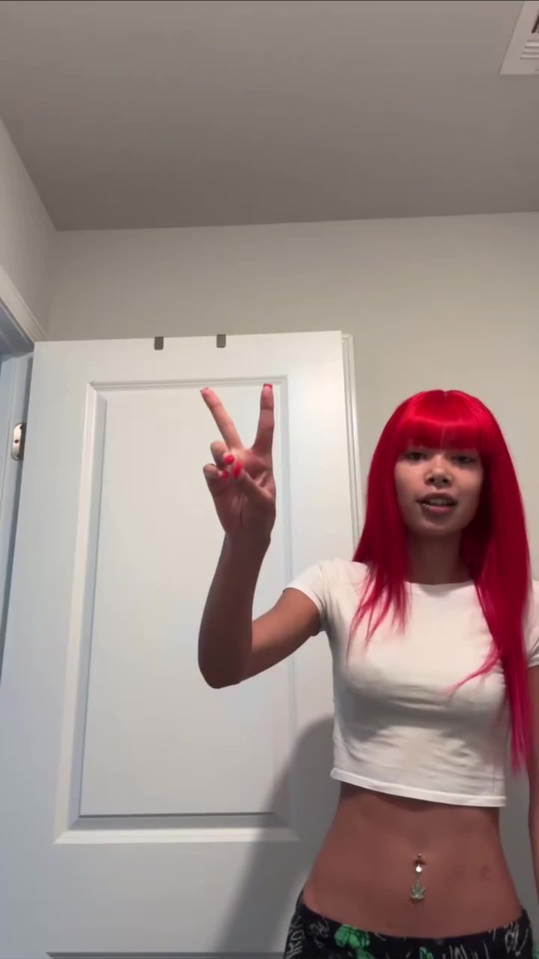 @kayla.