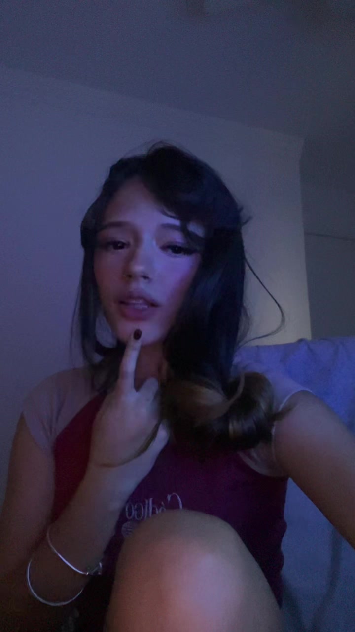 @Violeta