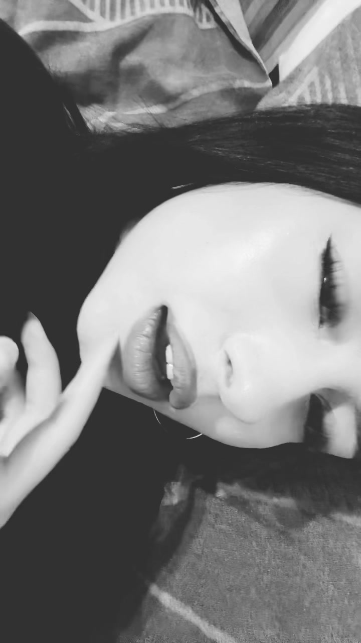 @elosyani