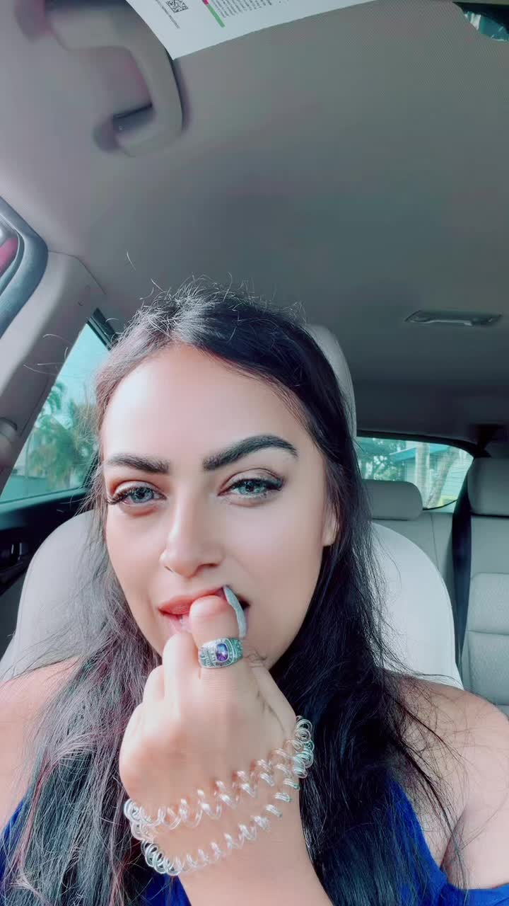 @queenofhearts1703
